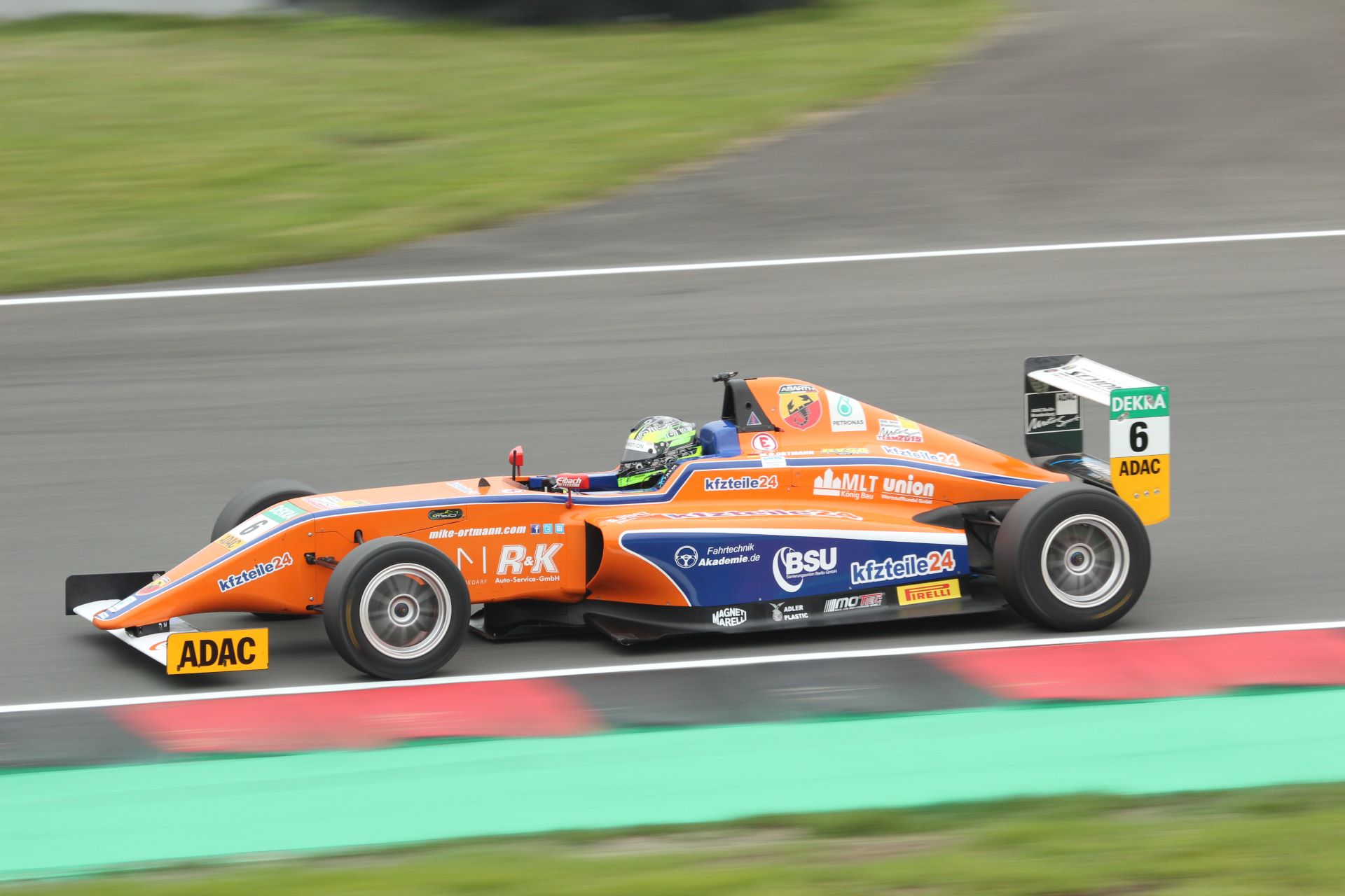 F4